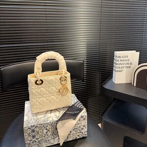 Dior women's bag